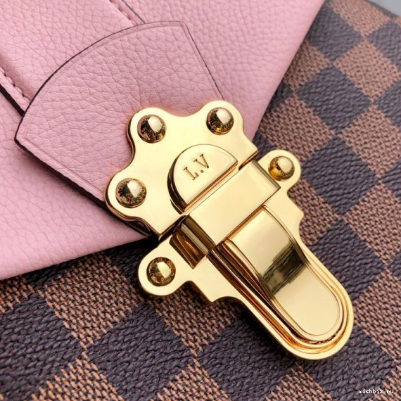 WIS CHANELapton Vuitton Louis Backpack 0826